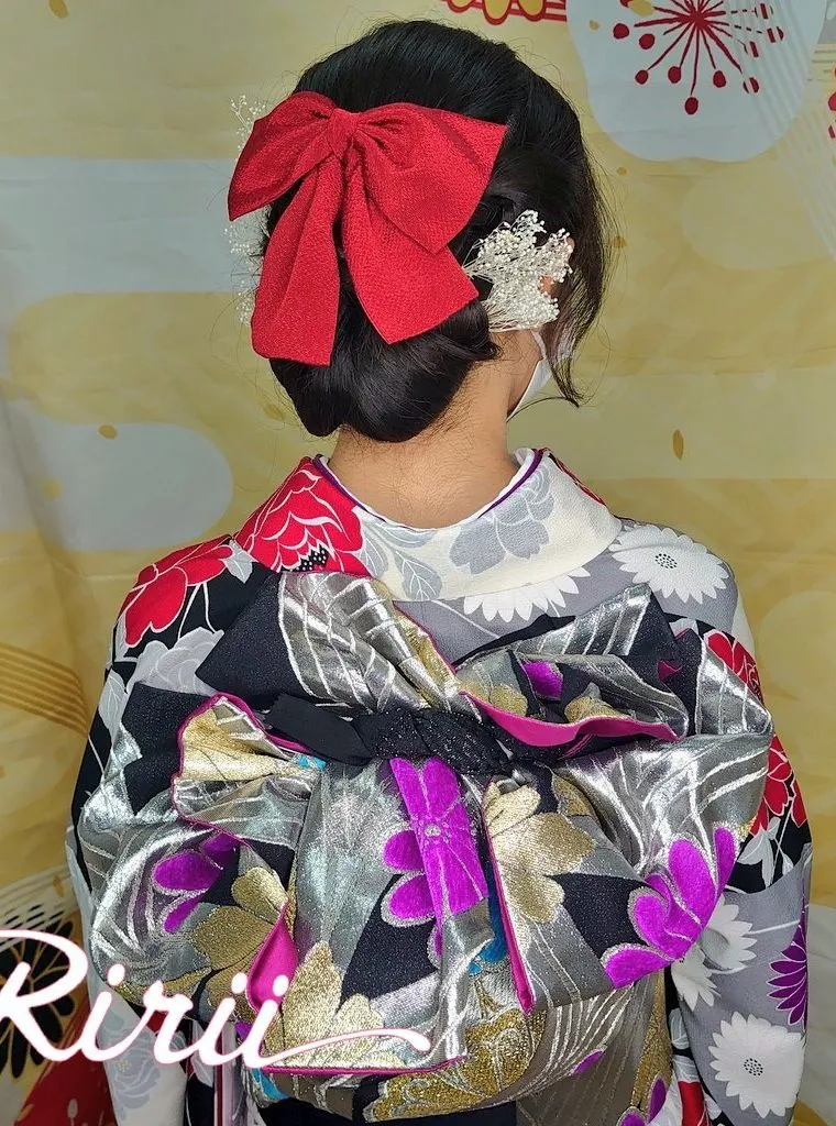 結婚式に出席する振袖kimono or other trad. Japanese clothing