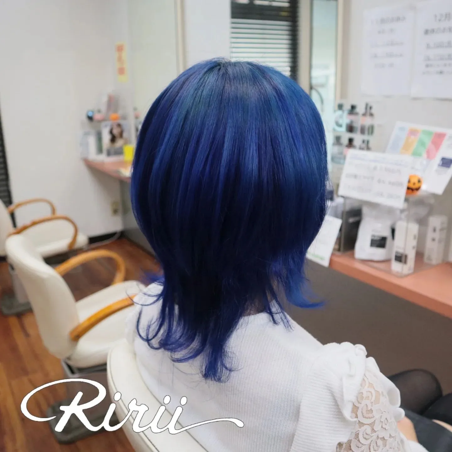 【髪色図鑑】ブルーヘア濃いめ髪色