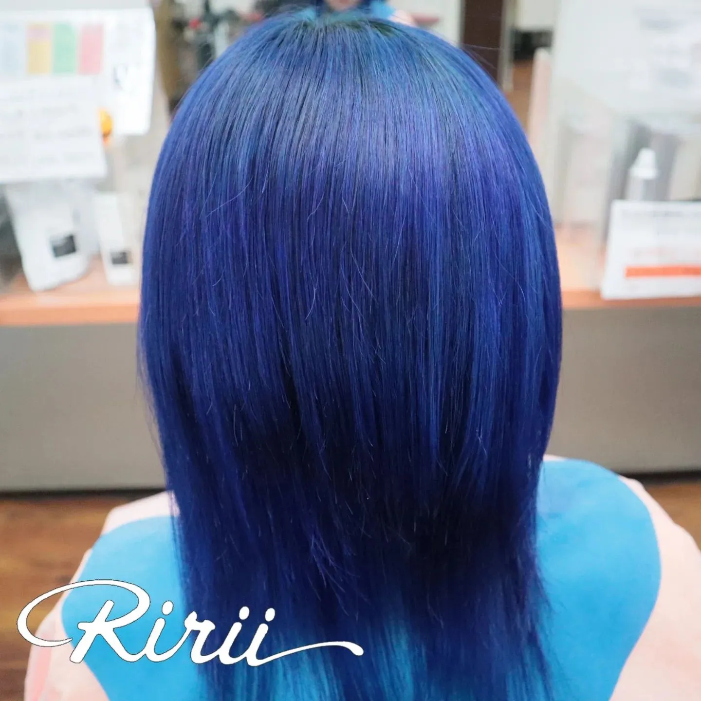 【髪色図鑑】ブルーヘア濃いめ髪色