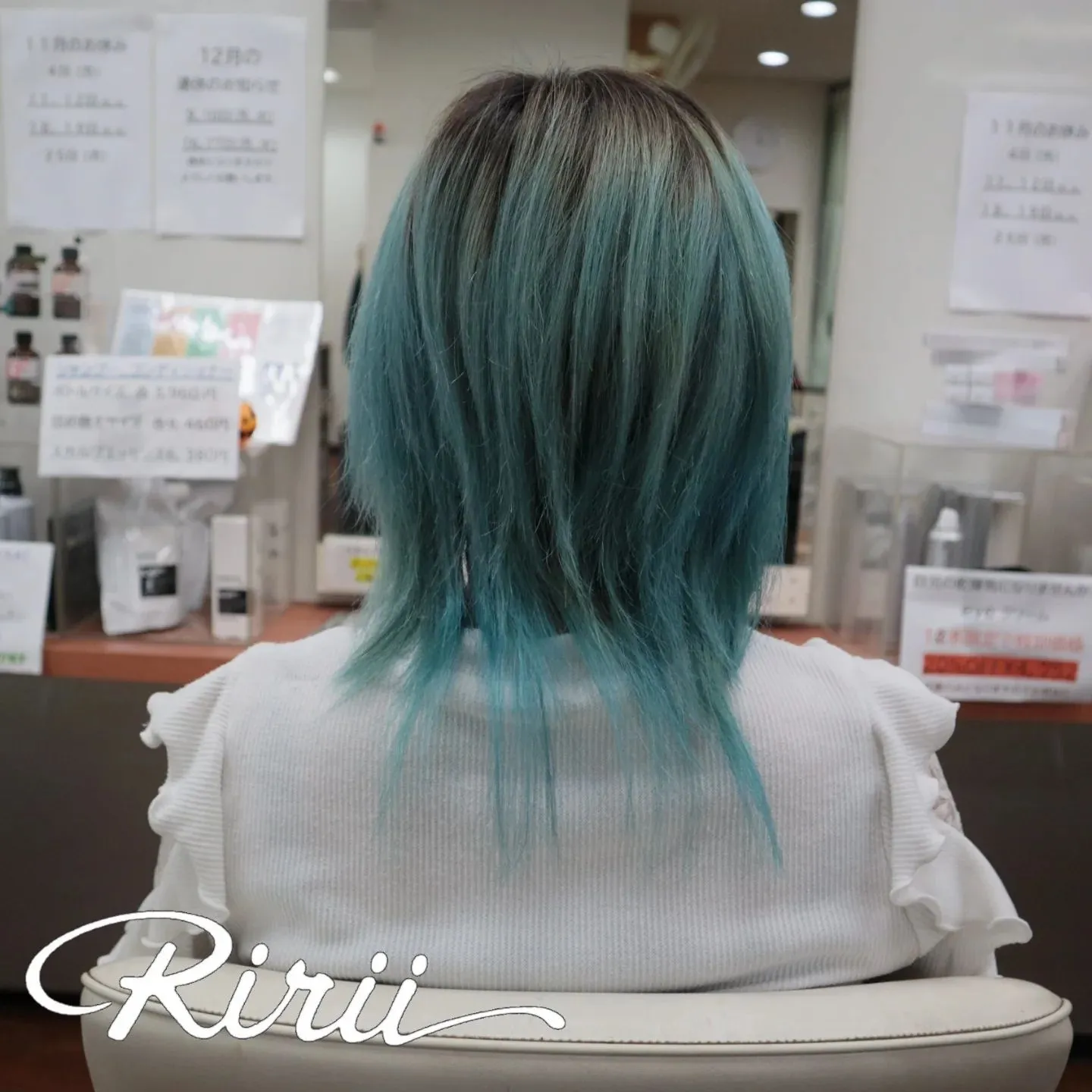 【髪色図鑑】ブルーヘア濃いめ髪色