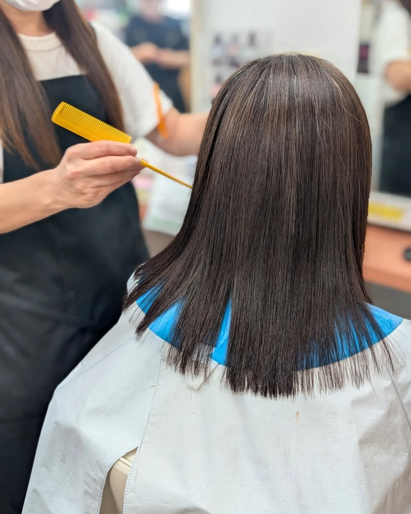 名古屋市、本格的に梅雨到来ぜひ縮毛矯正をしましょう。