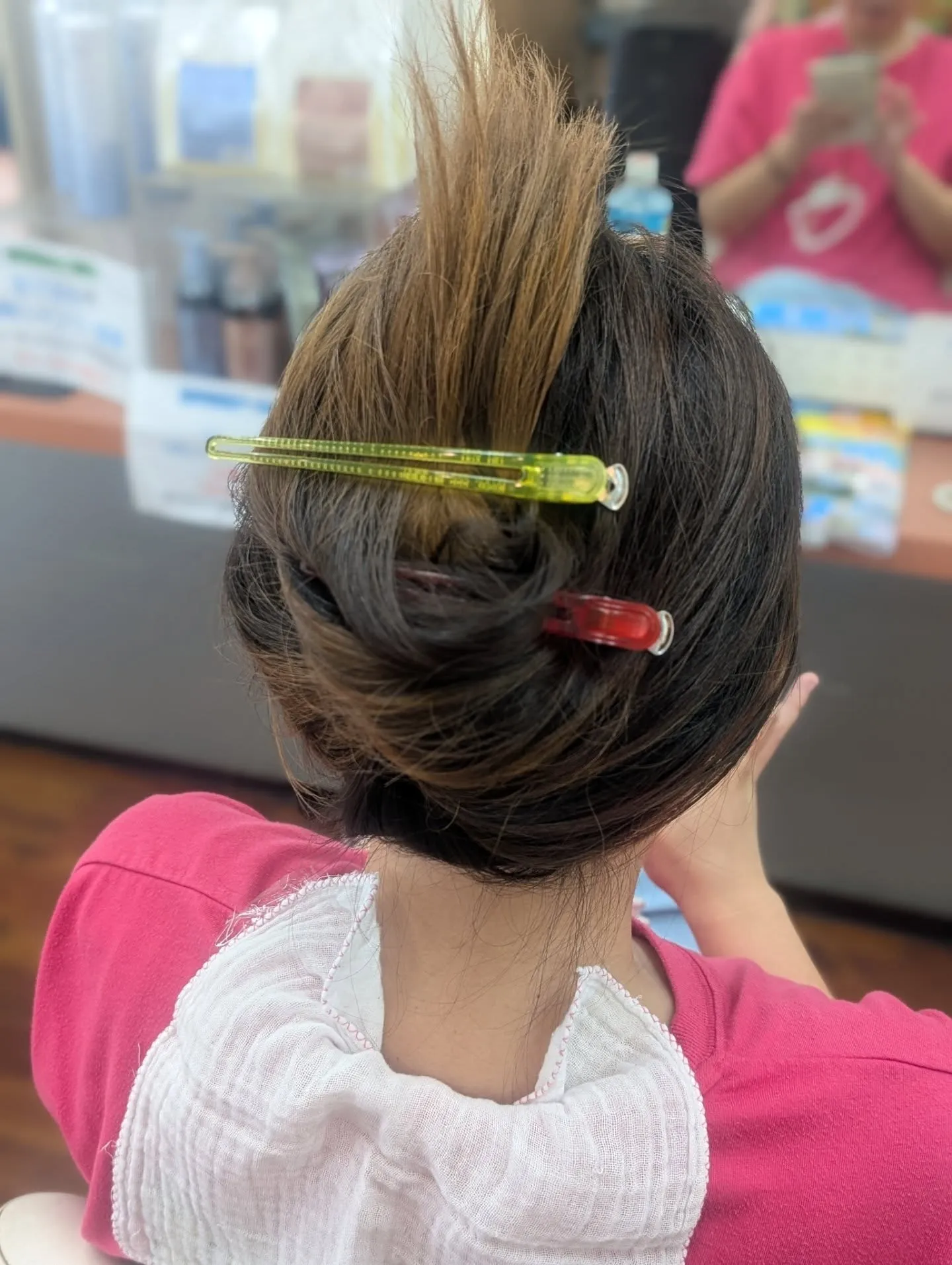 ご予約の際、奥様のカットのみ