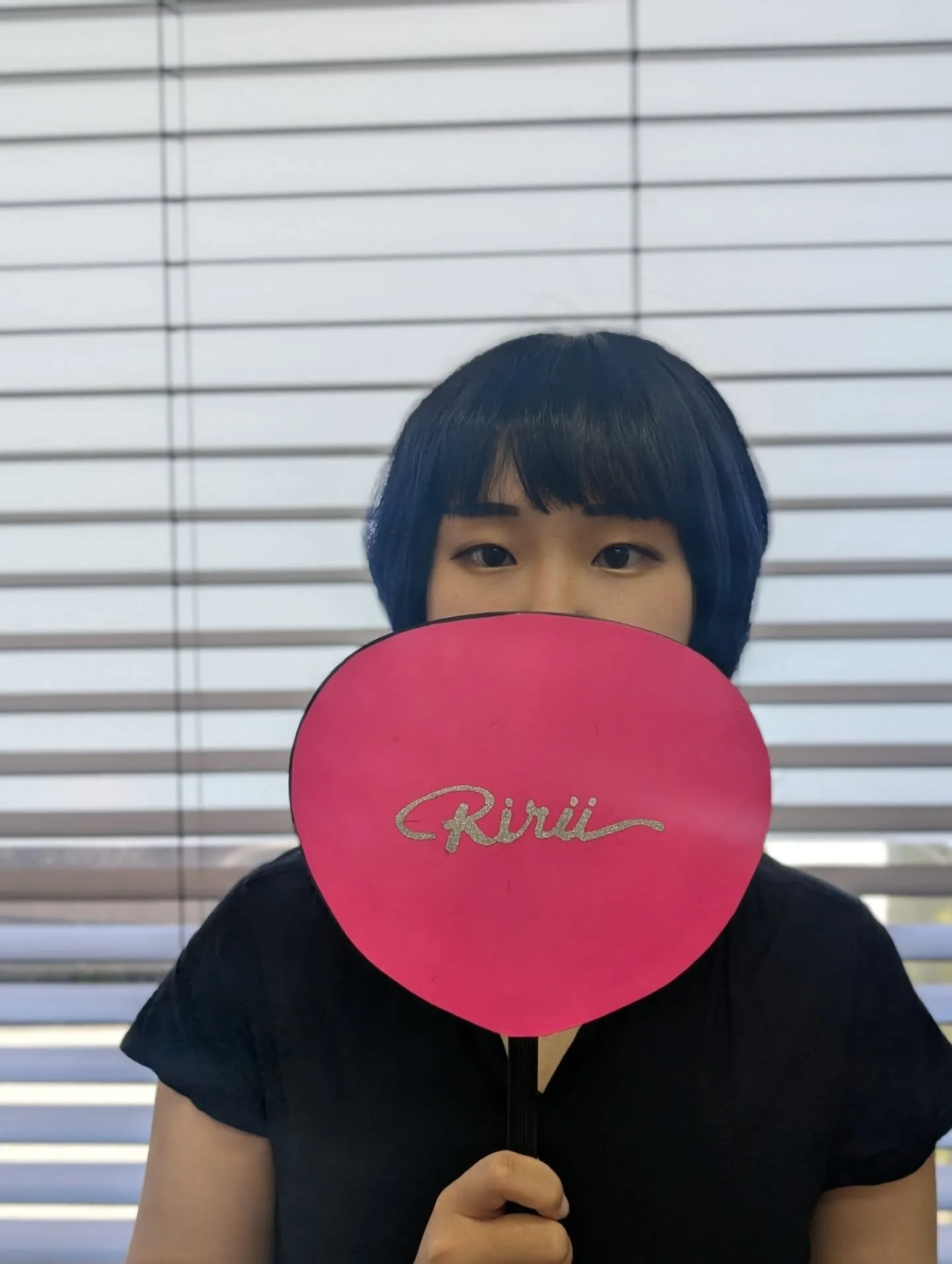 コバルト＆ラピスのウルフカット、素敵です。