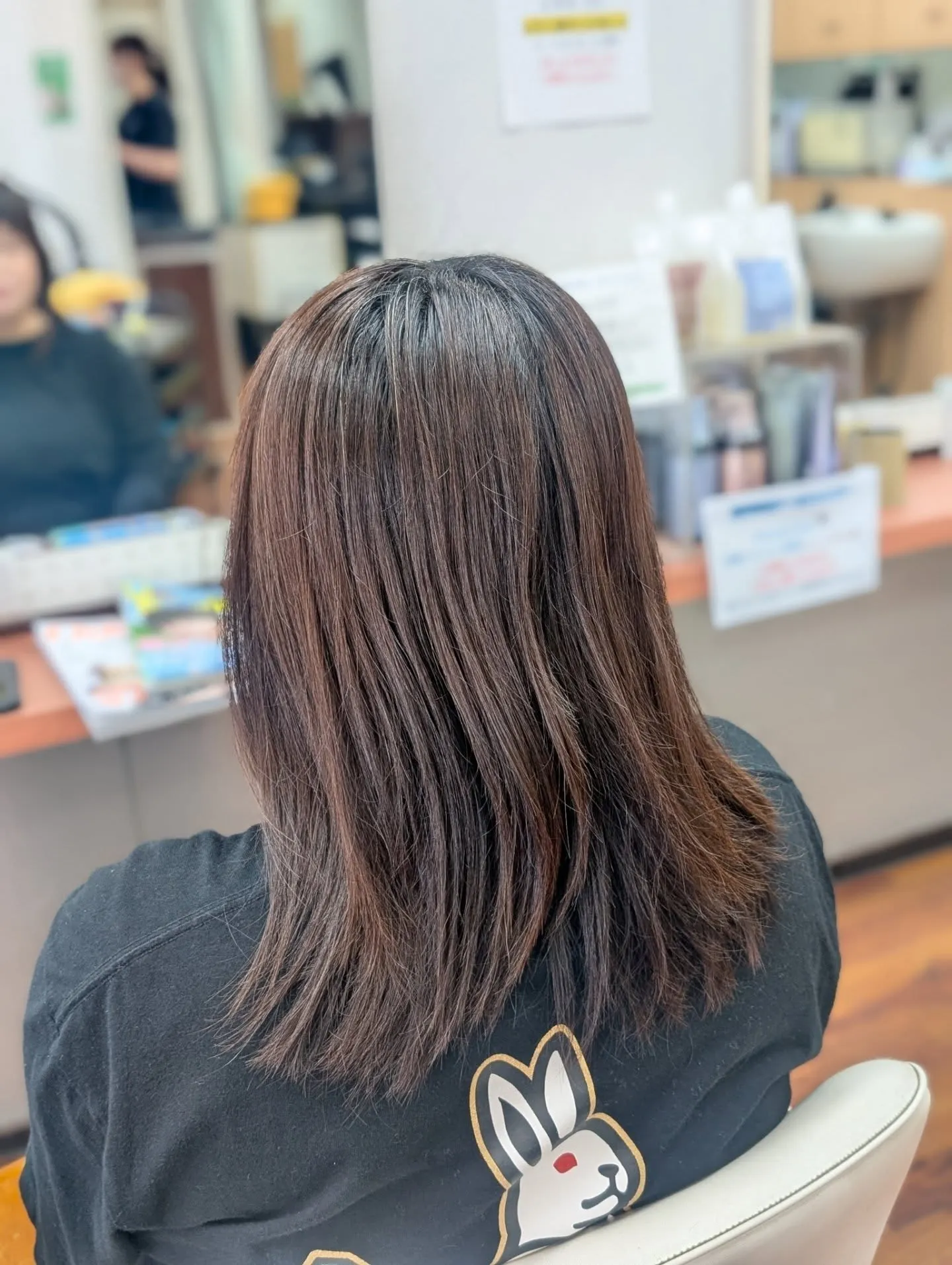 アイリスヘアカラーで、夏の白髪ケアとスタイルチェンジを楽しみ...