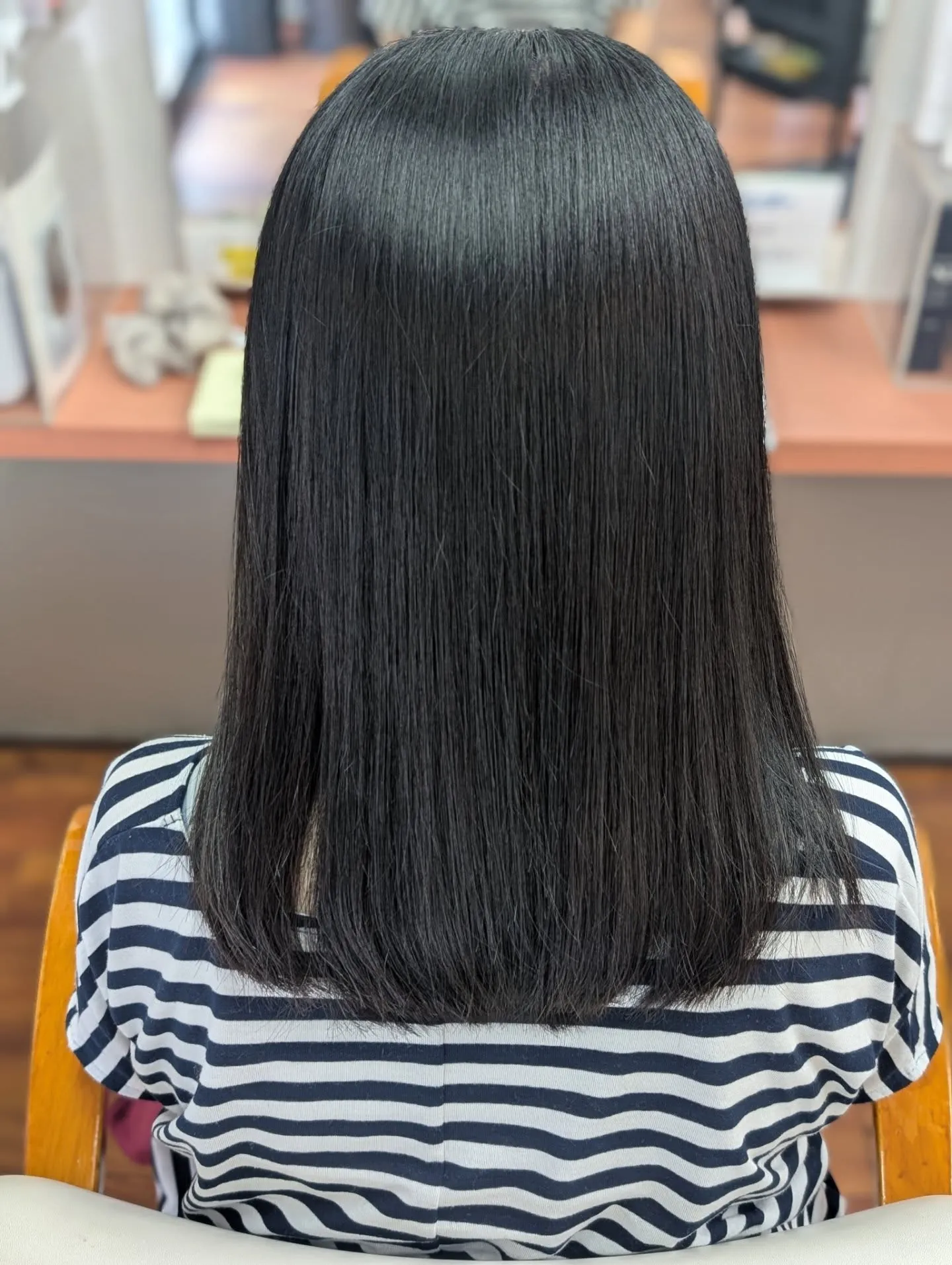 髪質改善で、誰もがうらやむツヤ髪へ。