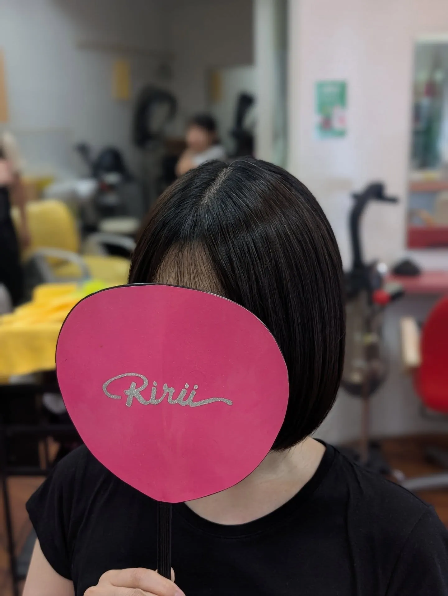 美容室でイメチェンしたいけど、どんな風に頼んだらいいか悩んで...