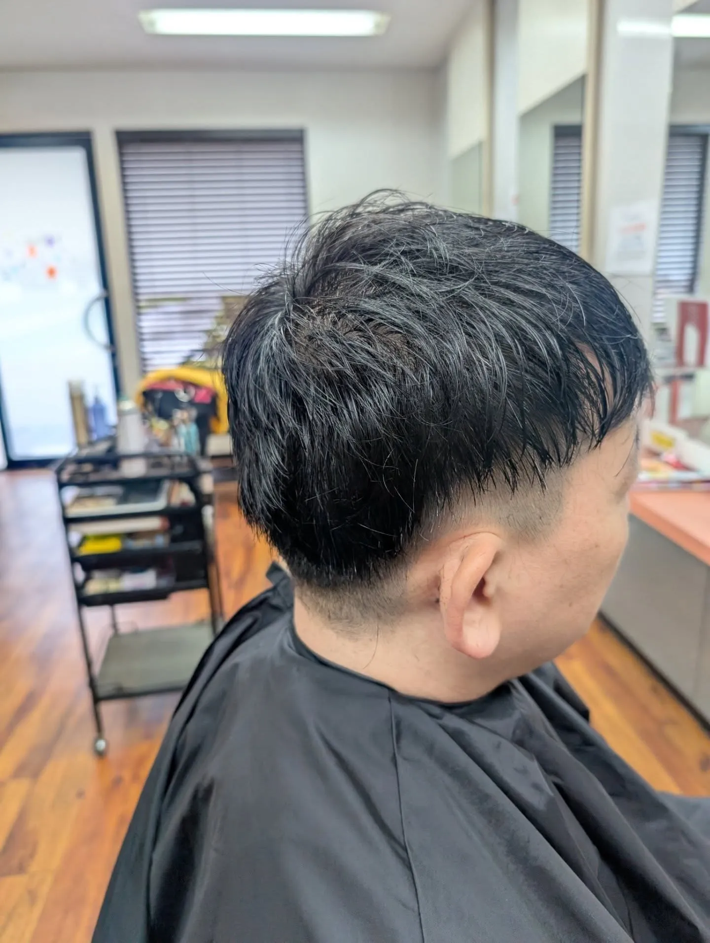 メッシュキャップで叶える大人のメンズメッシュカラー