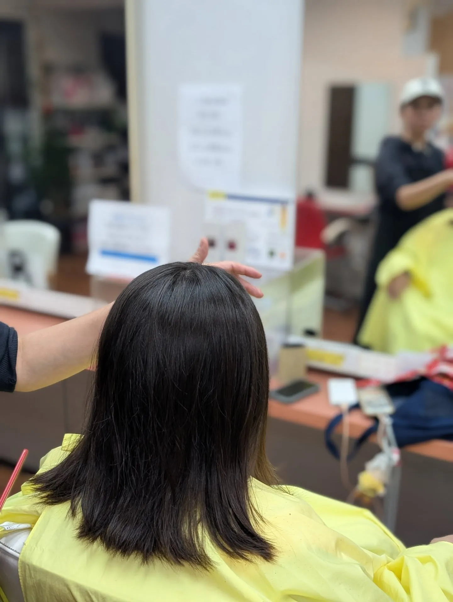 小学生4年生も前髪ストレートパーマで自然な艶髪に。