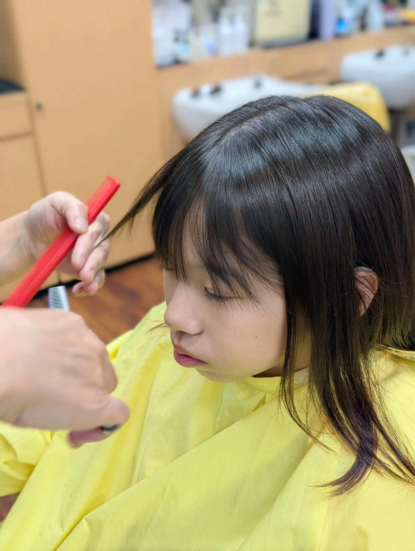 小学生4年生も前髪ストレートパーマで自然な艶髪に。