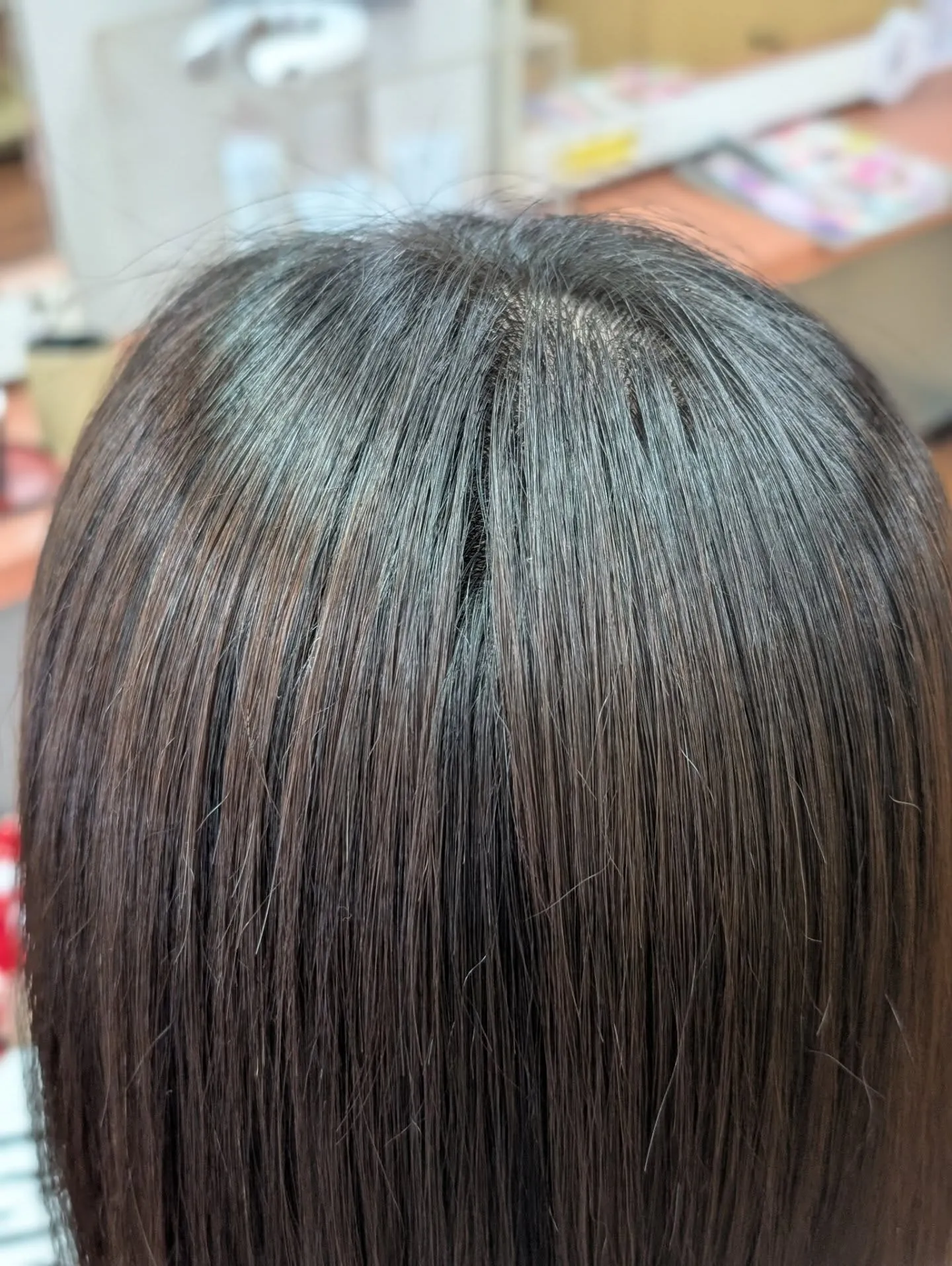 輝くツヤ髪へ、ストレート＆ルフレカラーと、見逃せない「ダブル...