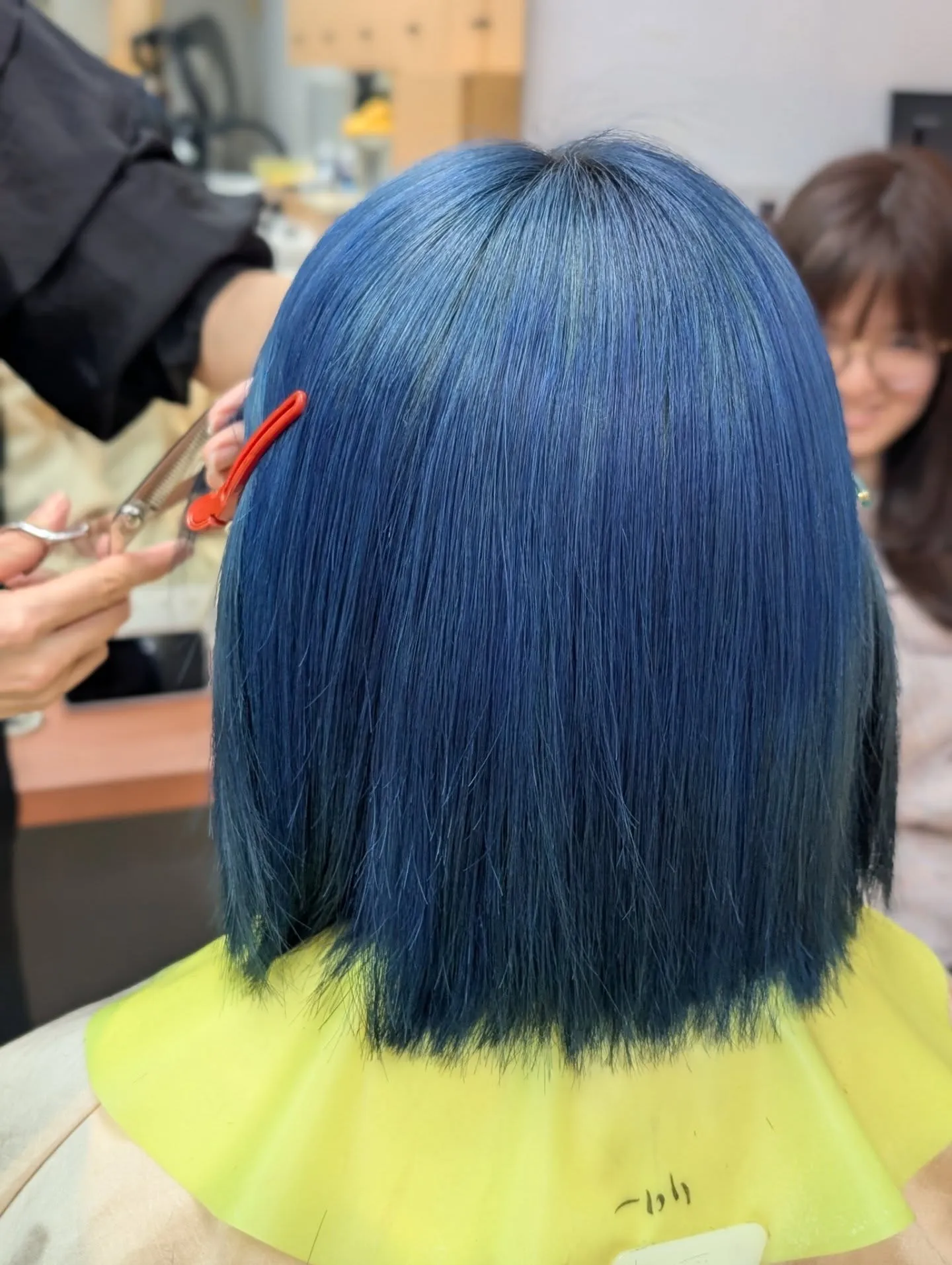 【新大学生必見】憧れの青髪へ。