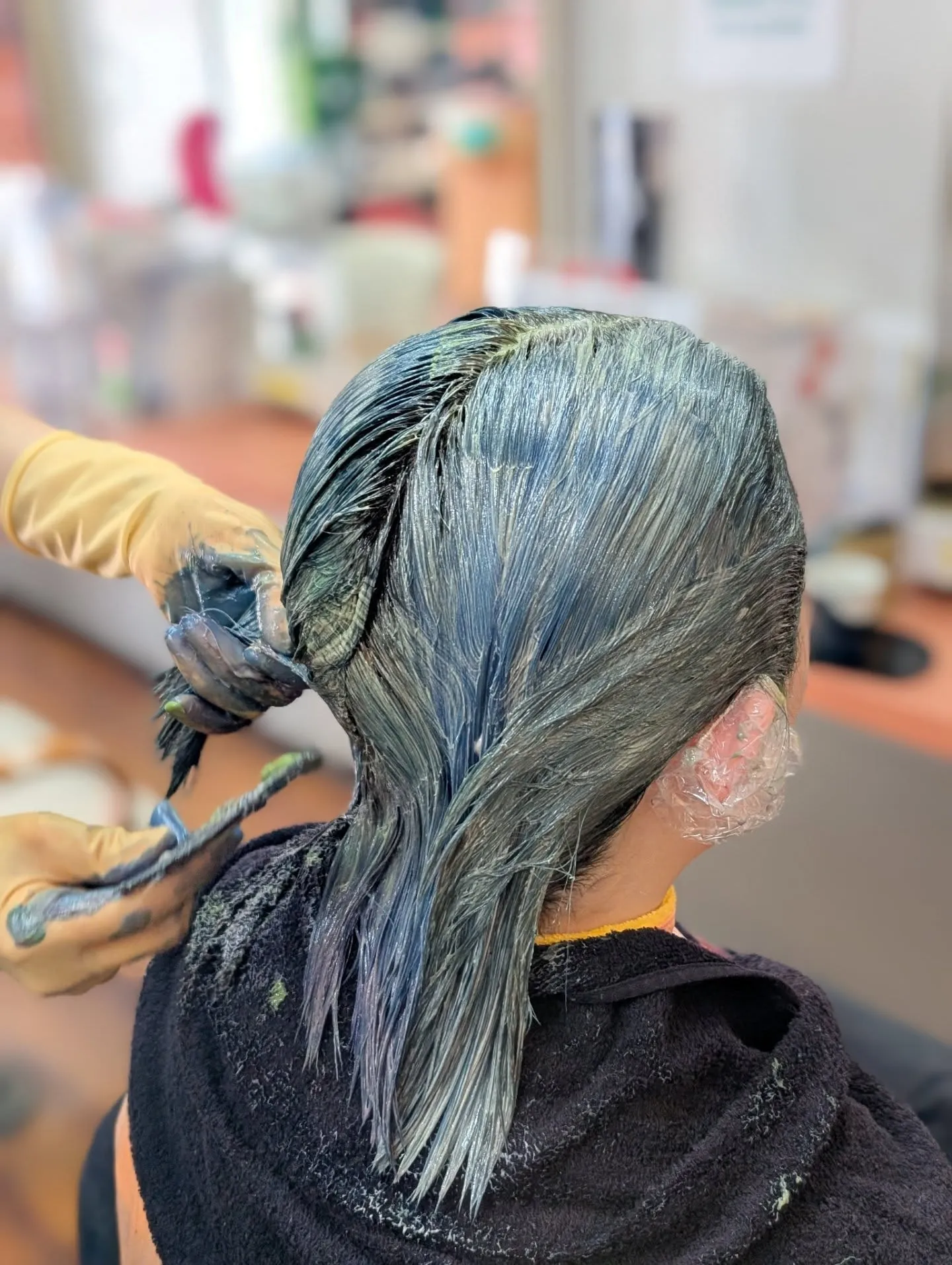 【新大学生必見】憧れの青髪へ。