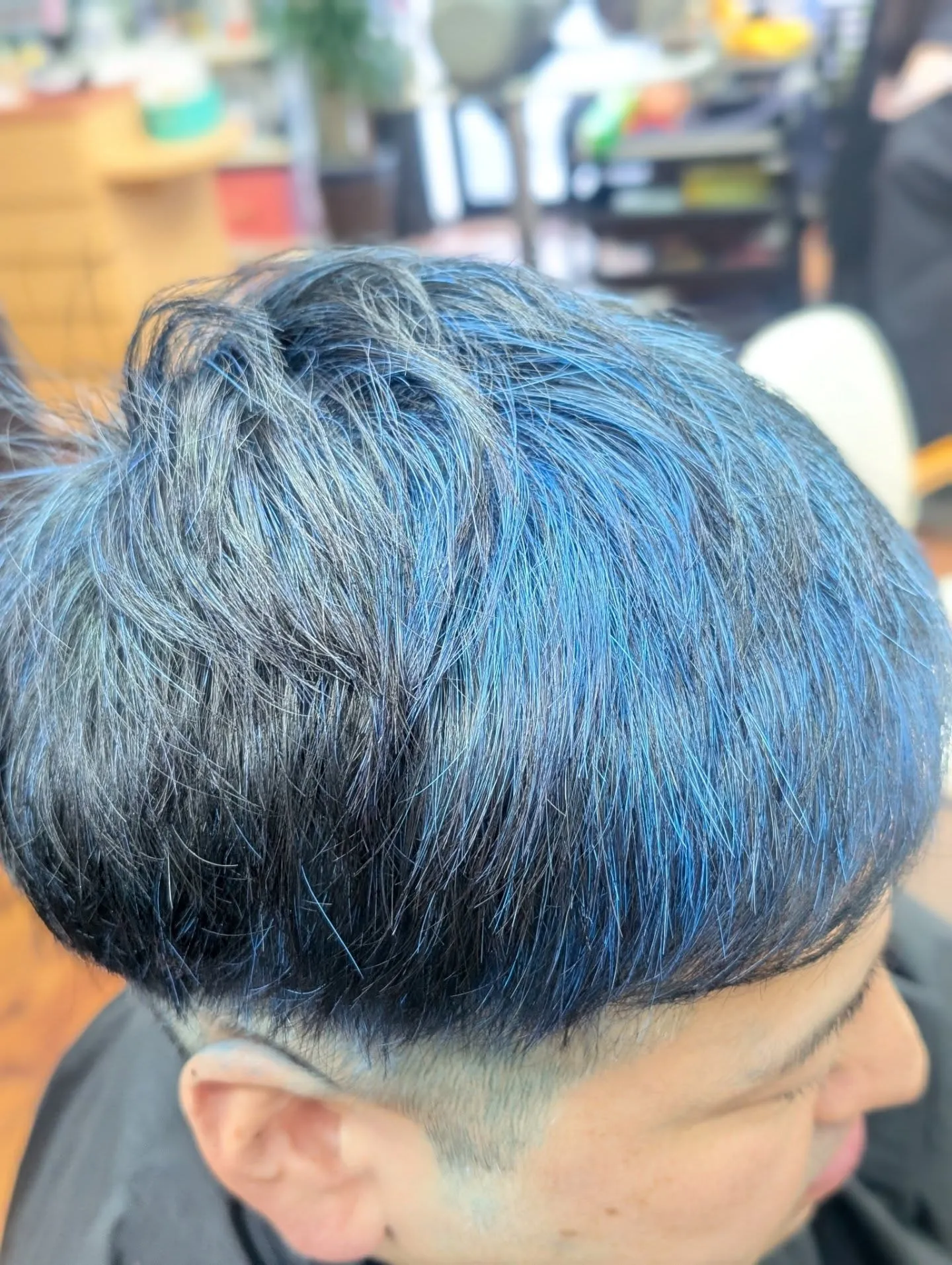 【白髪は隠さず「活かす」時代！】