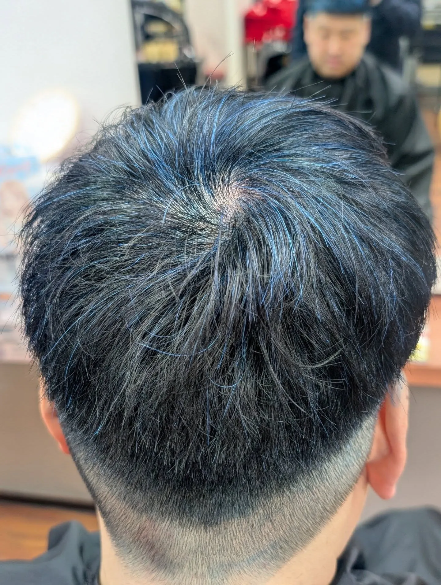 【白髪は隠さず「活かす」時代！】