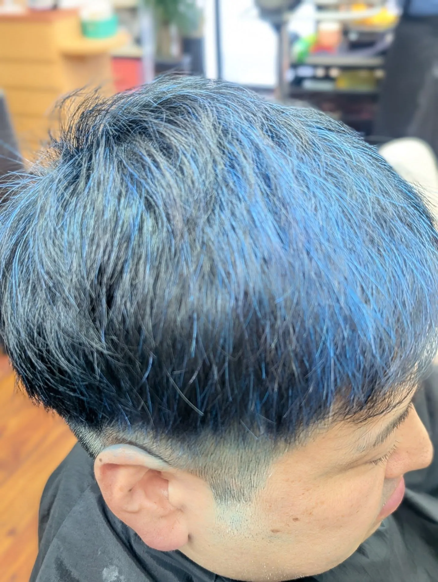 【白髪は隠さず「活かす」時代！】