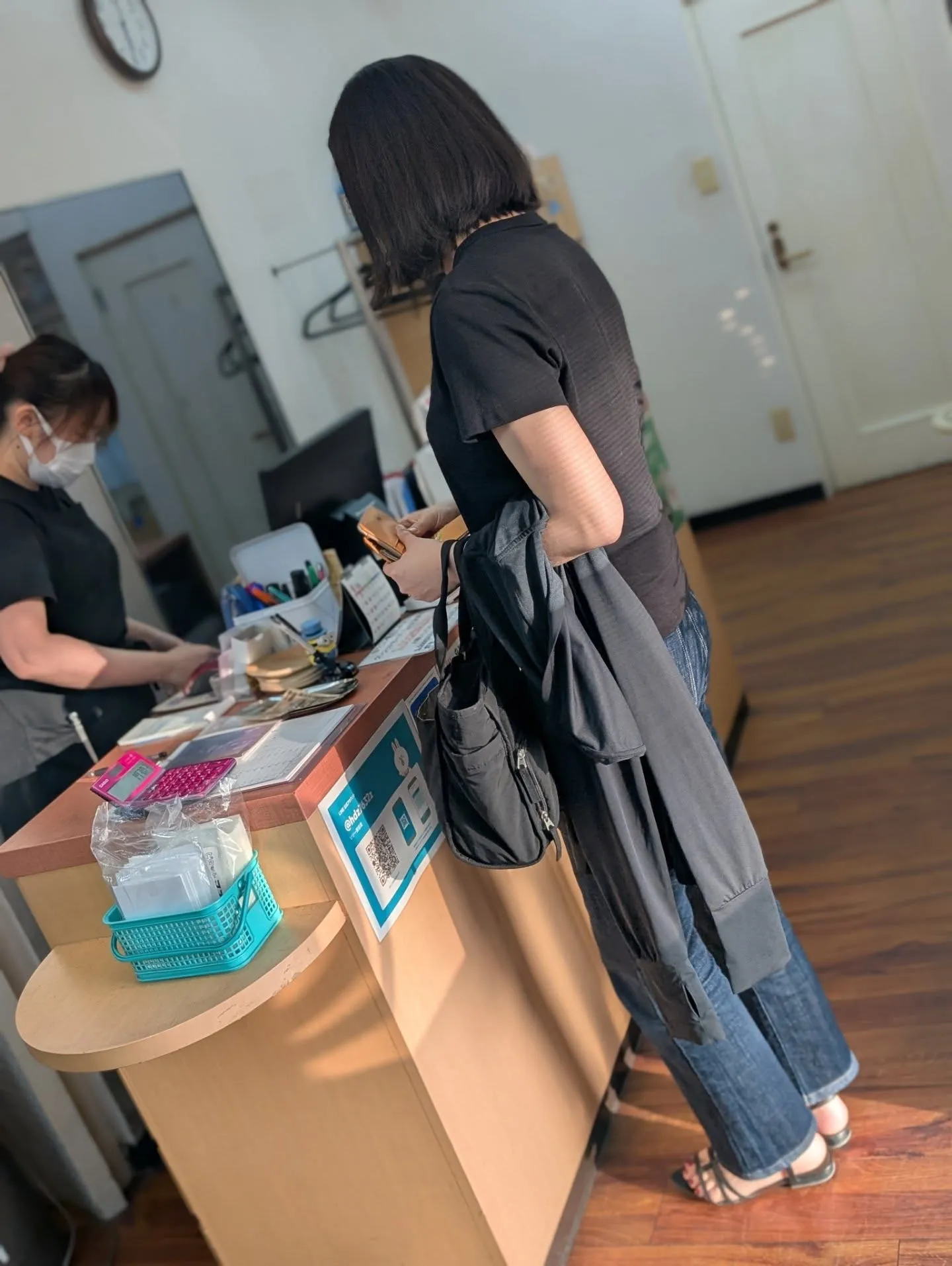 ああ、今年も本格的なストレートパーマ、縮毛矯正のシーズンが来たな
